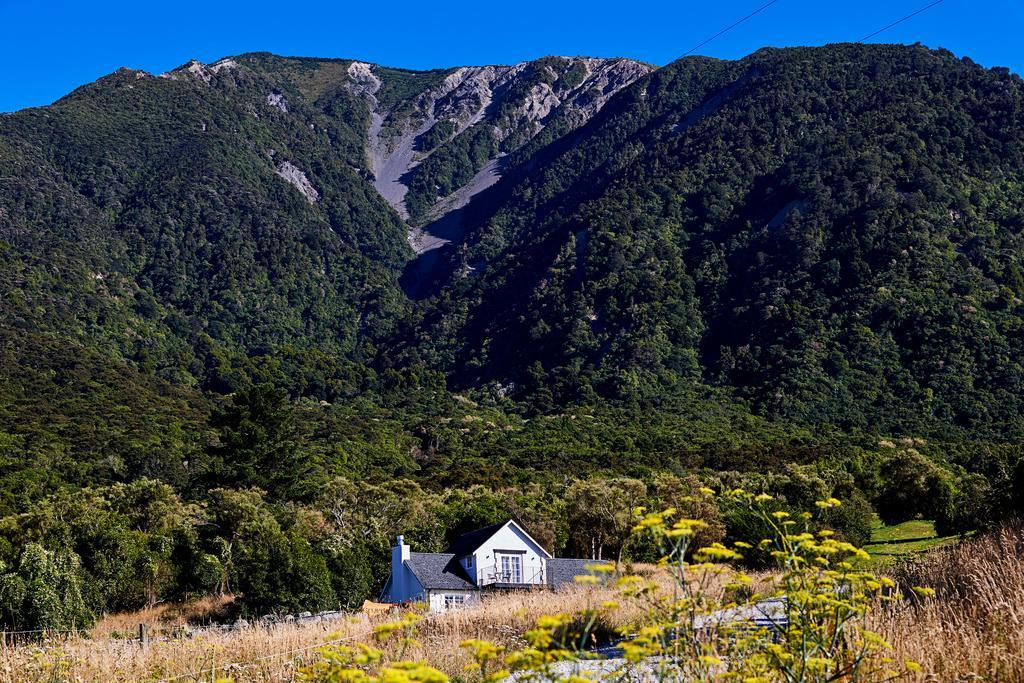 Sky Harbour Villa Kaikoura Exterior photo